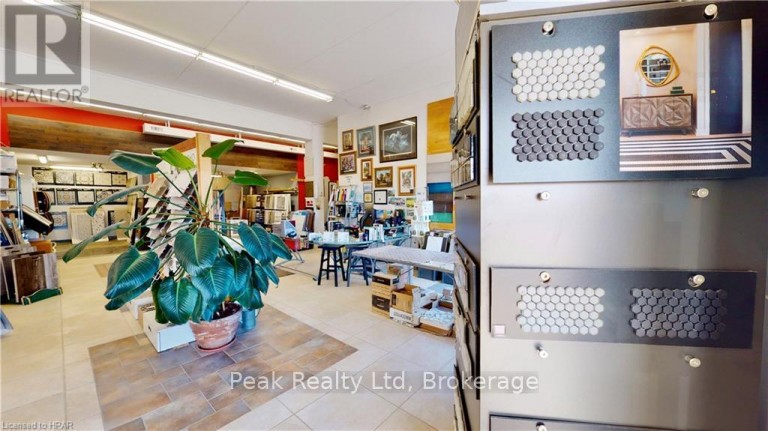 309 LORNE AVENUE E, Stratford, Ontario, N5A6S4