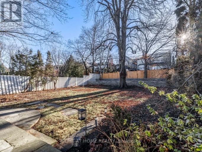 238 FOREST HILL RD, Toronto, Ontario, M5P2N5