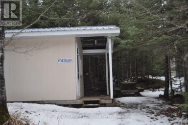 1 HWY 17 Thunder Bay Remote Area (TB-74) Ontario photo 24