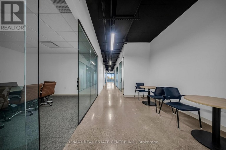#5 - 1940 EGLINTON AVENUE E, Toronto (Wexford-Maryvale), Ontario, M1L2M2