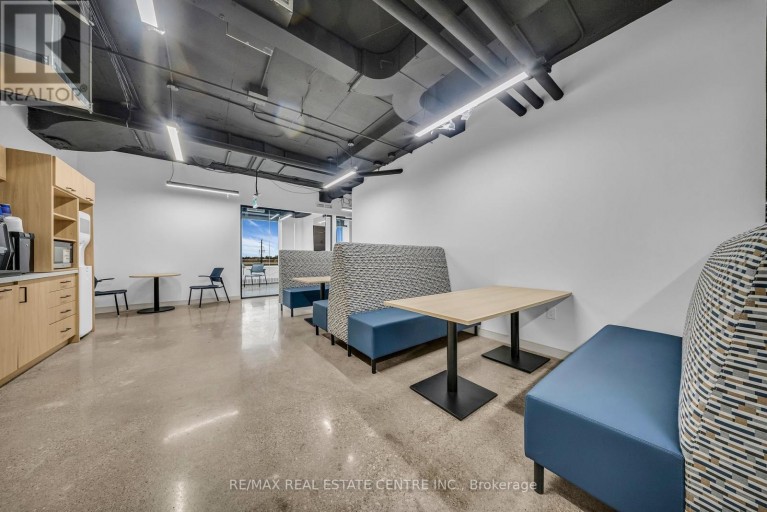 #5 - 1940 EGLINTON AVENUE E, Toronto (Wexford-Maryvale), Ontario, M1L2M2