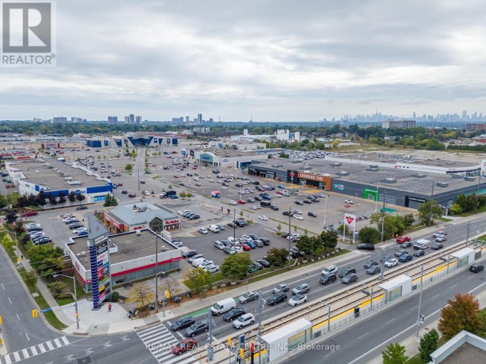 #5 - 1940 EGLINTON AVENUE E, Toronto (Wexford-Maryvale), Ontario, M1L2M2