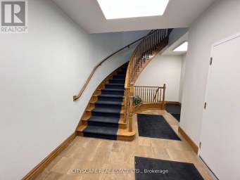 4299 VILLAGE CENTRE Mississauga (Mississauga Valleys) Ontario photo 3