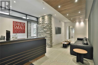 MAIN FLOOR 100 - 1440 HURONTARIO STREET Mississauga (Mineola) Ontario photo 3