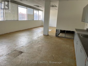 2ND FL - 136 BAYFIELD STREET Barrie (City Centre) Ontario photo 4