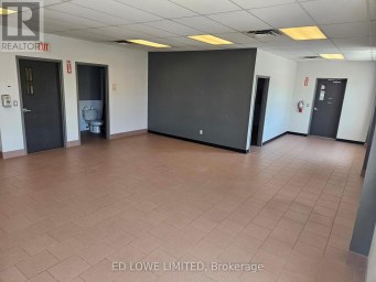 69 SAUNDERS ROAD Barrie (400 East) Ontario photo 5