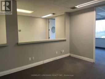 1315 FINCH AVENUE W Toronto (York University Heights) Ontario photo 13