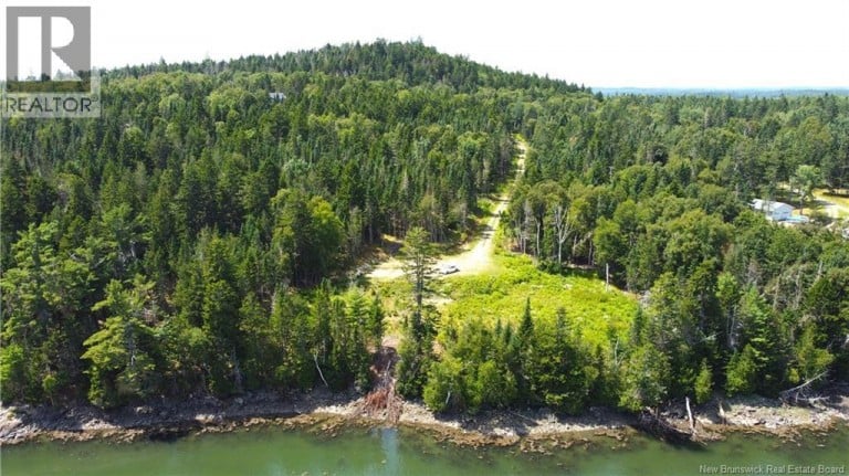 379 Hills Point Road, Oak Bay, New Brunswick, E3L4K5