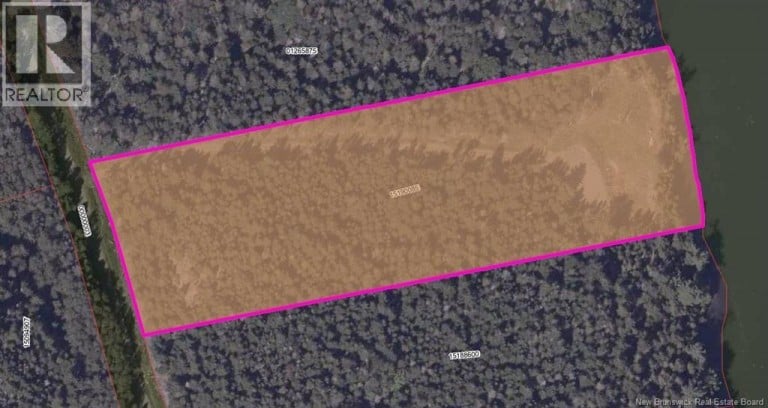 379 Hills Point Road, Oak Bay, New Brunswick, E3L4K5