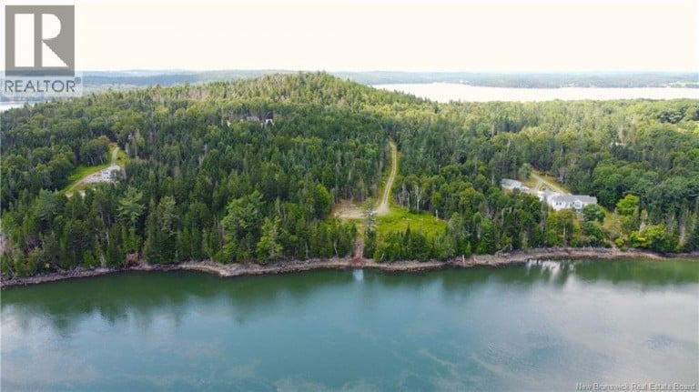 379 Hills Point Road, Oak Bay, New Brunswick, E3L4K5