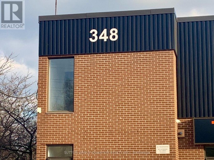 204 - 348 LAKESHORE ROAD E, Mississauga (Port Credit), Ontario, L5G1H5