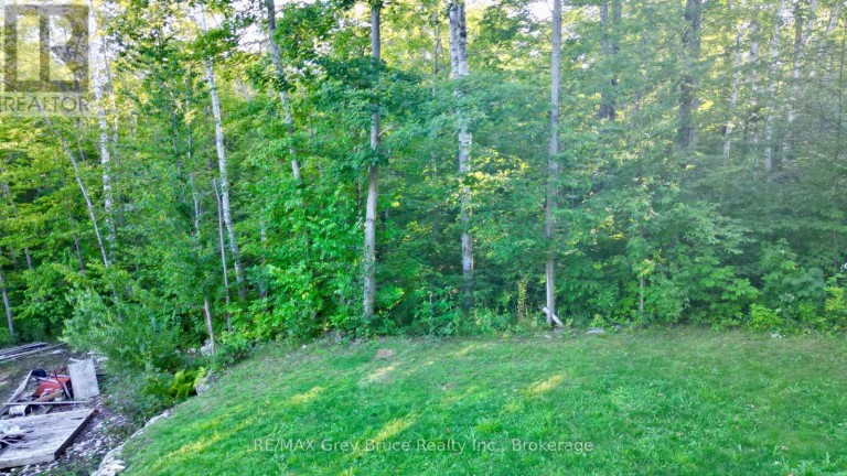 279 BARNEY'S BOULEVARD, Northern Bruce Peninsula Ontario