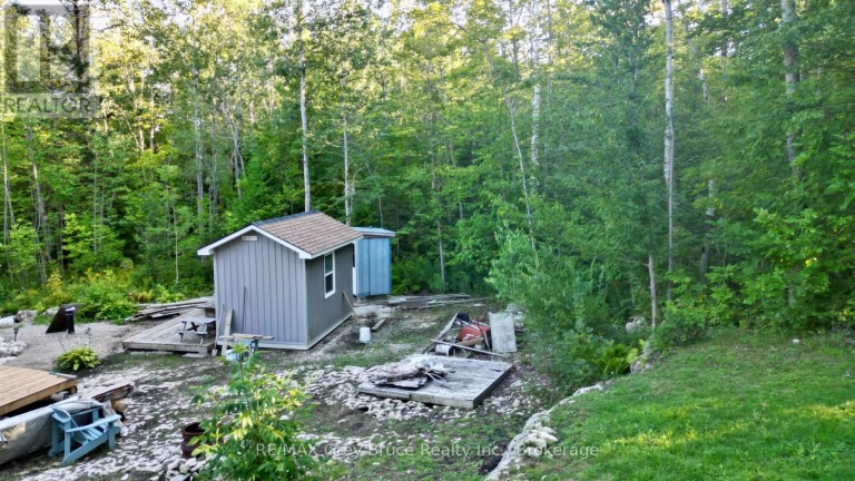 279 BARNEY'S BOULEVARD, Northern Bruce Peninsula Ontario