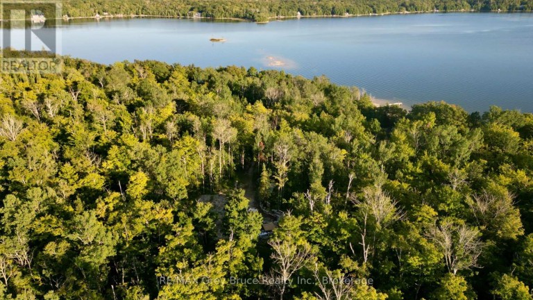 279 BARNEY'S BOULEVARD, Northern Bruce Peninsula Ontario