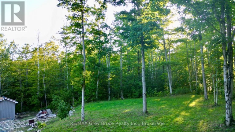 279 BARNEY'S BOULEVARD, Northern Bruce Peninsula Ontario