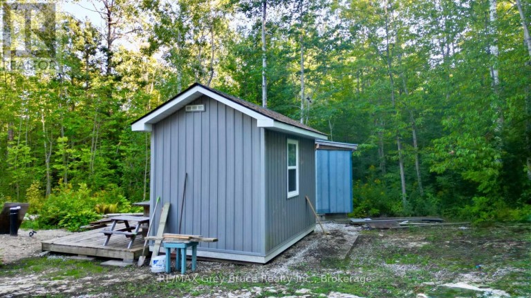 279 BARNEY'S BOULEVARD, Northern Bruce Peninsula Ontario