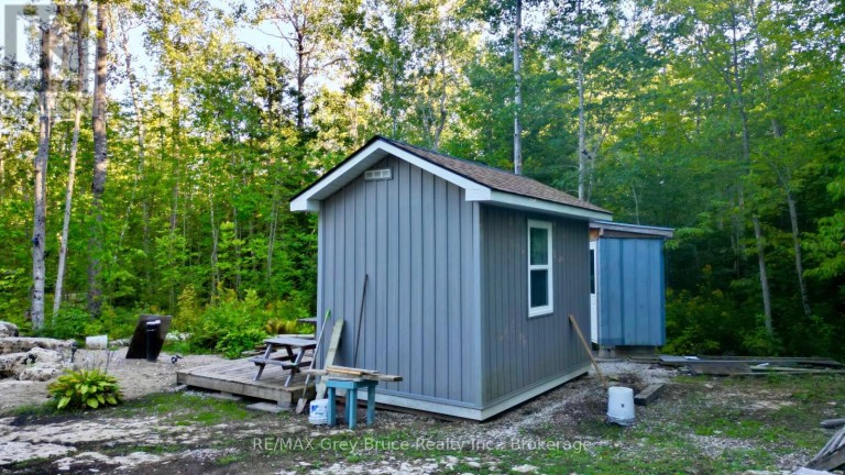 279 BARNEY'S BOULEVARD, Northern Bruce Peninsula Ontario