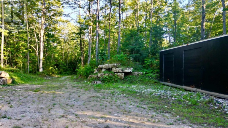 279 BARNEY'S BOULEVARD, Northern Bruce Peninsula Ontario