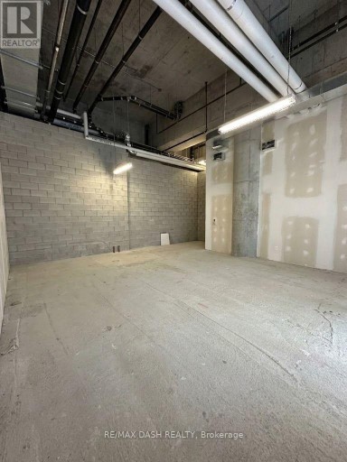 UNIT B - 3065 DUFFERIN ST STREET, Toronto (Yorkdale-Glen Park), Ontario, M6A0C3