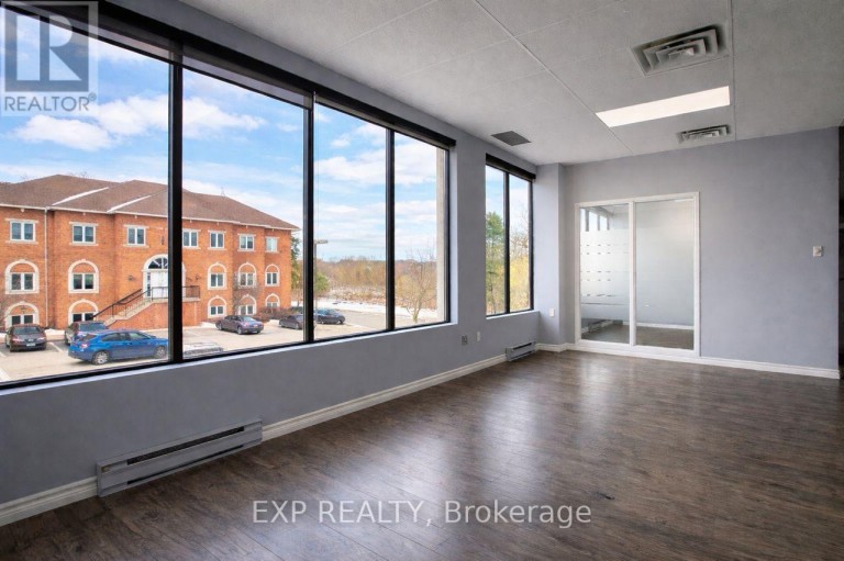 209 - 275 RENFREW DRIVE, Markham (Buttonville), Ontario, L3R0C8