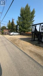 10132 102 Avenue Grande Prairie Alberta photo 3