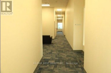 1 - 205 EXPORT BOULEVARD W Mississauga (Gateway) Ontario photo 2