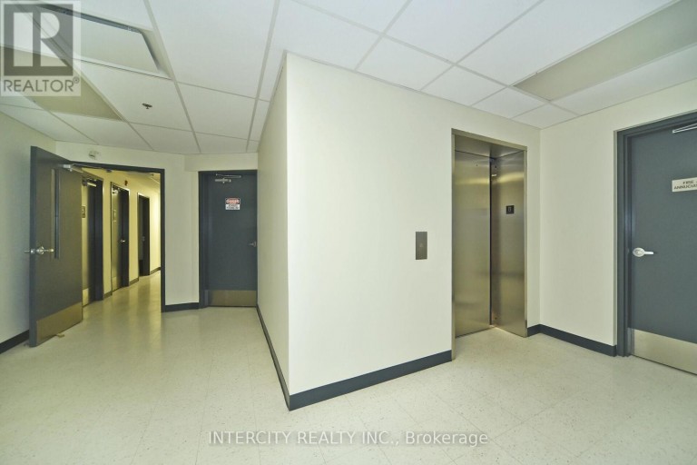 BSMT - 6 RONROSE DRIVE, Vaughan (Concord), Ontario, L4K4R3