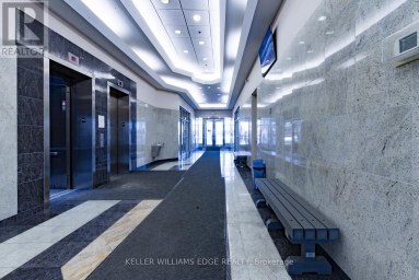 203B - 7900 HURONTARIO STREET Brampton (Fletcher's Creek South) Ontario photo 3