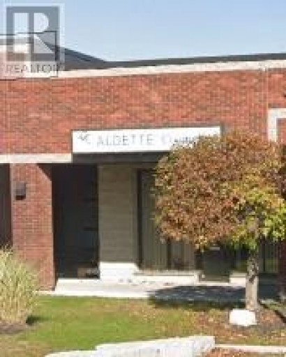 I - 4 CEDAR POINTE DRIVE, Barrie (400 North), Ontario, L4N5R7