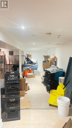 374 DUNDAS STREET E, Toronto (Moss Park), Ontario, M5A2A3