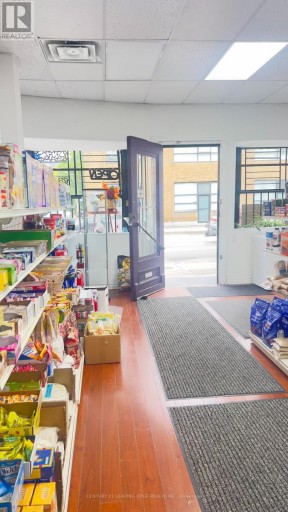 374 DUNDAS STREET E, Toronto (Moss Park), Ontario, M5A2A3