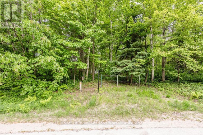 16 SUNWARD DRIVE, Wasaga Beach Ontario