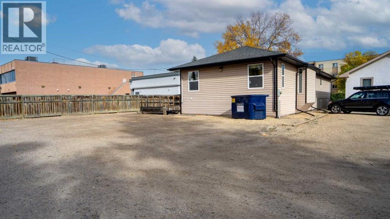 4610 48 Avenue, Red Deer, Alberta, T4N3S9