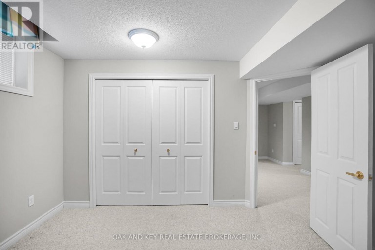 38 QUINELLA PLACE, London South (South C), Ontario, N6K4H2