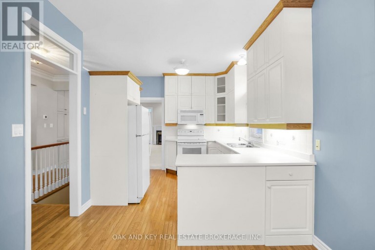 38 QUINELLA PLACE, London South (South C), Ontario, N6K4H2