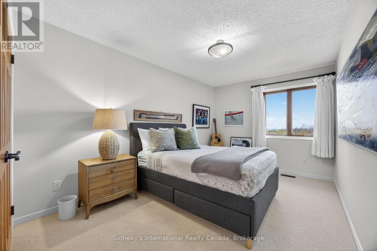 589374 19 GREY ROAD, Blue Mountains Ontario