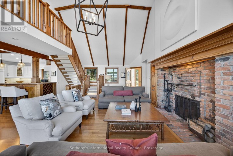 589374 19 GREY ROAD, Blue Mountains Ontario