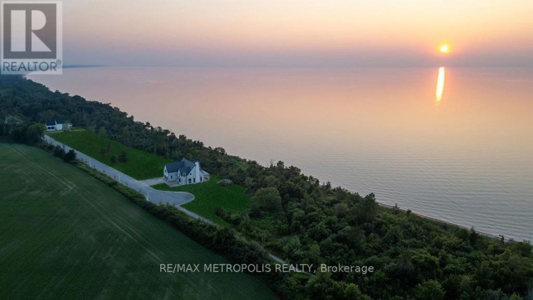7011 BLUE COAST HEIGHTS, Plympton-Wyoming (Plympton Wyoming), Ontario, N0N1E0