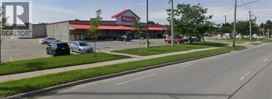 2221 DUNDAS Street E London Ontario photo 1