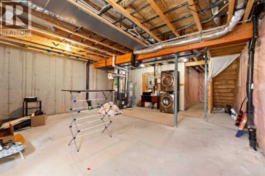 81 Copperpond Landing SE Calgary Alberta photo 34