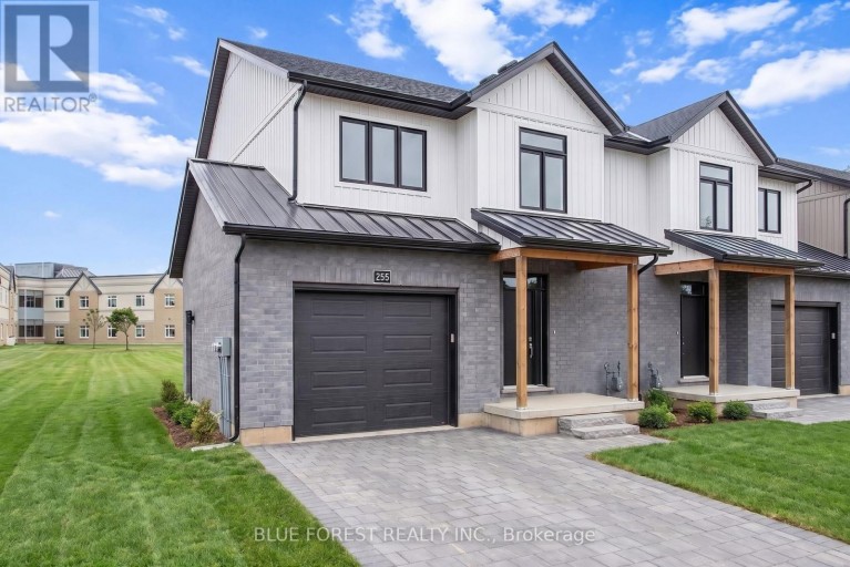 245 Mctavish Street, Strathroy-caradoc (nw), Ontario (id X12575234)