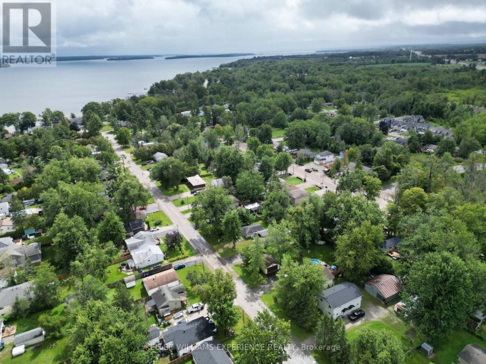 3396 BEACHVIEW AVENUE, Severn (West Shore), Ontario, L0K1G0