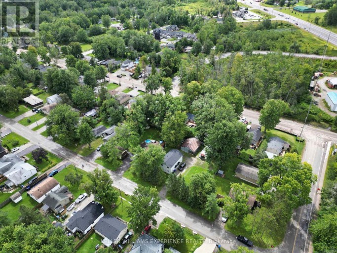 3396 BEACHVIEW AVENUE, Severn (West Shore), Ontario, L0K1G0
