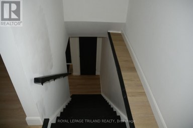 99 CECILIA AVENUE London East (East C) Ontario photo 10