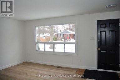 99 CECILIA AVENUE London East (East C) Ontario photo 3