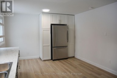 99 CECILIA AVENUE London East (East C) Ontario photo 7