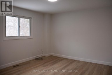 99 CECILIA AVENUE London East (East C) Ontario photo 8