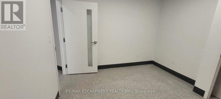 OFFICE #1 - 120 PARKDALE AVENUE N, Hamilton (Normanhurst), Ontario, L8H5W9