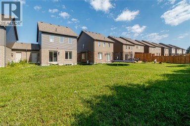 143 STONEBROOK Way Markdale Ontario photo 48