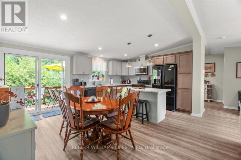 13 KELLESTINE DRIVE, Strathroy-Caradoc (SE), Ontario, N7G0C5